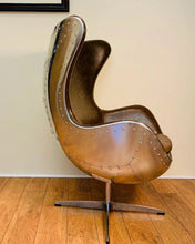 Aviator Egg shaped Wingback Chair PU Leather Seat in stock