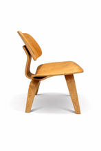 Mid Century Retro LCW Plywood Accent Corner Chair
