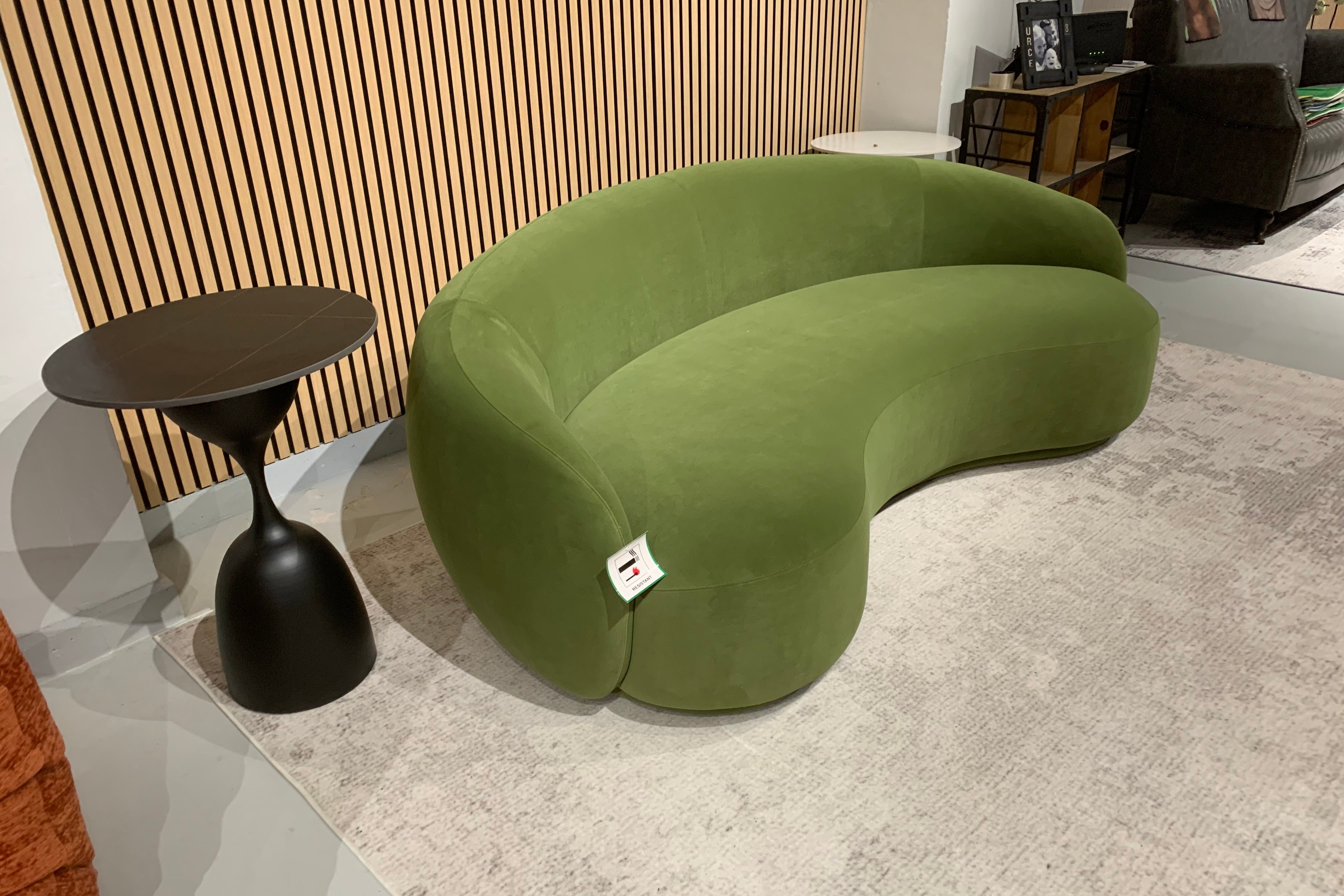 Green Velvet Curved Sofa Sculptural Upholstered Arc Couch for Contemporary Living Rooms in stock